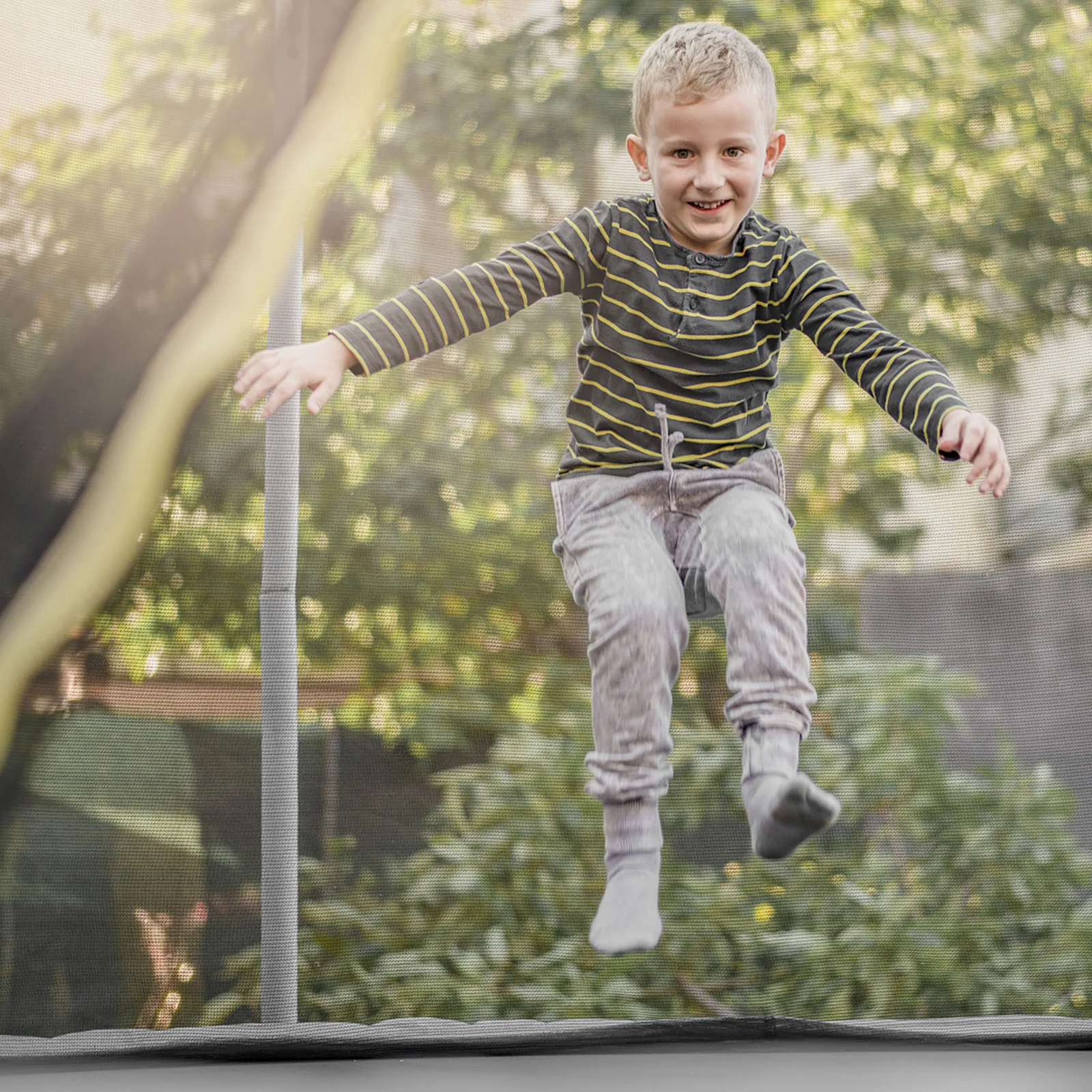 15/16 Feet Trampoline Replacement Safety Net with Adjustable Straps - Image 9
