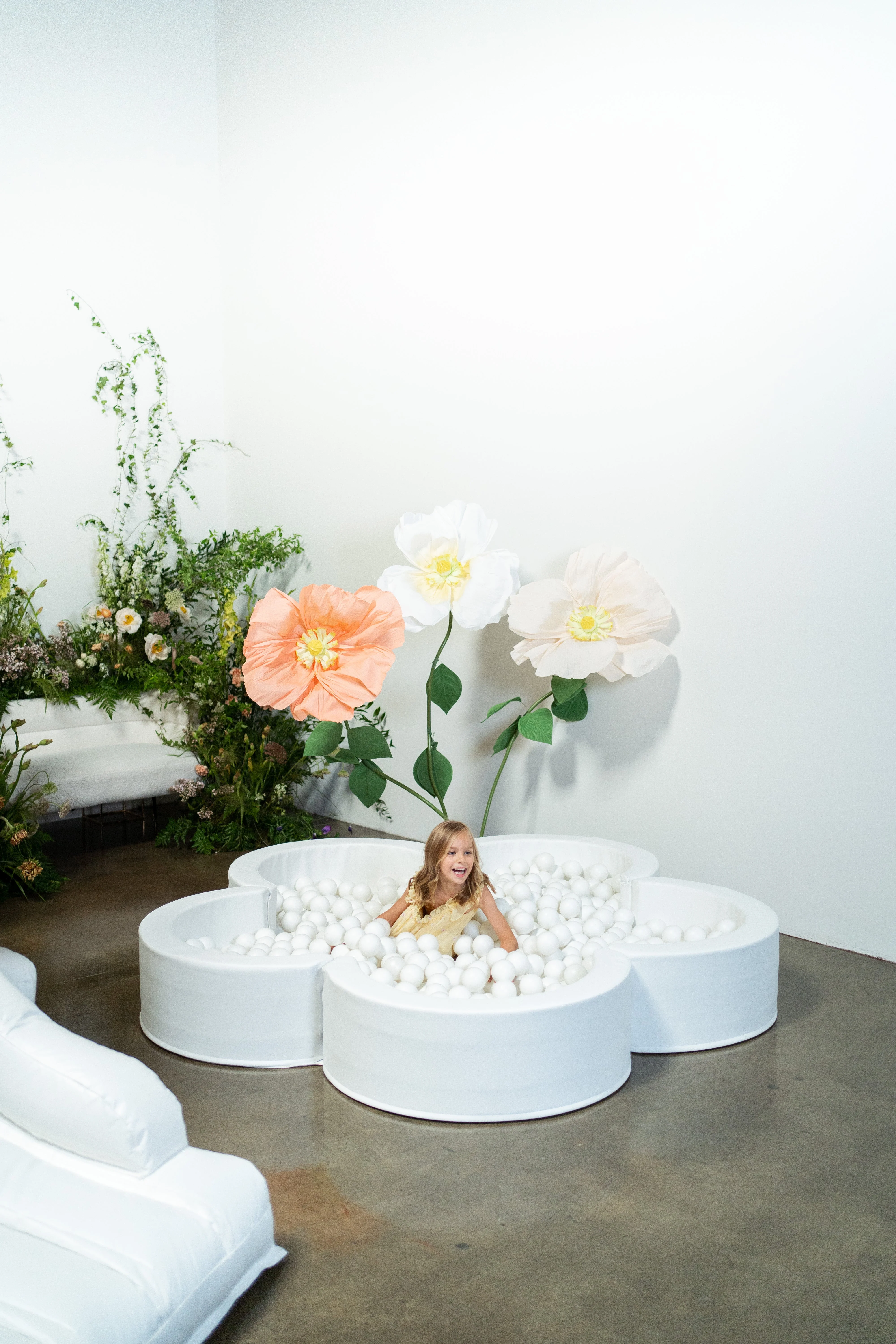 Mini Daisy Ball Pit (PREORDER)
